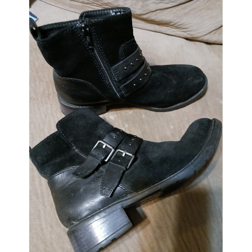 Clarks Womens Artisan Swansea Grove Black Suede Moto
Boots, Size 7